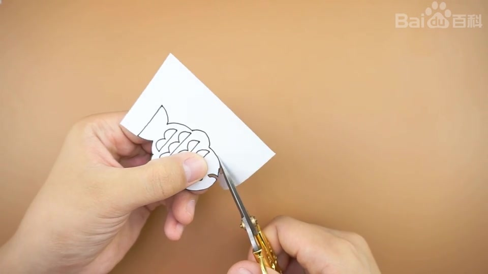 可爱儿童的创意剪纸卡通鱼