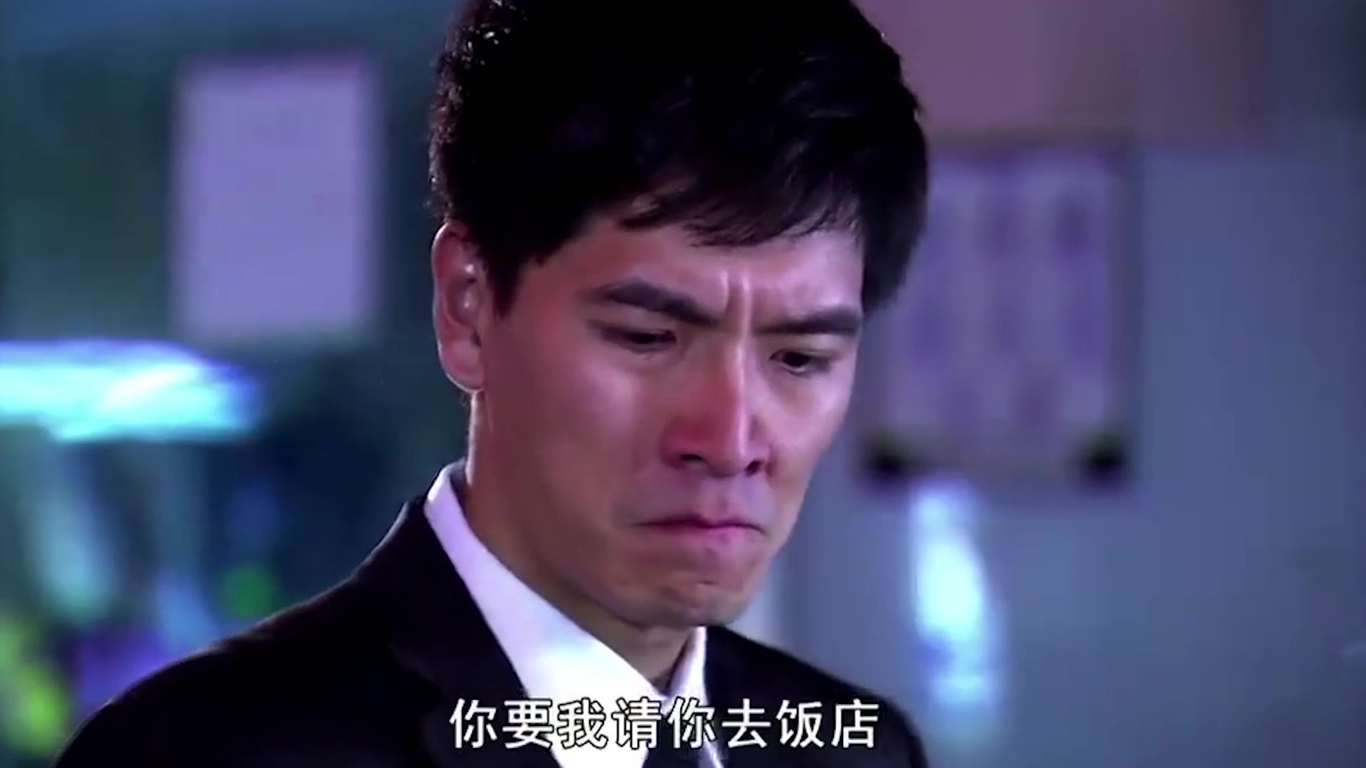 灰姑娘请总裁吃晚饭:麻辣烫,不料有洁癖的总裁漏出嫌弃的表情