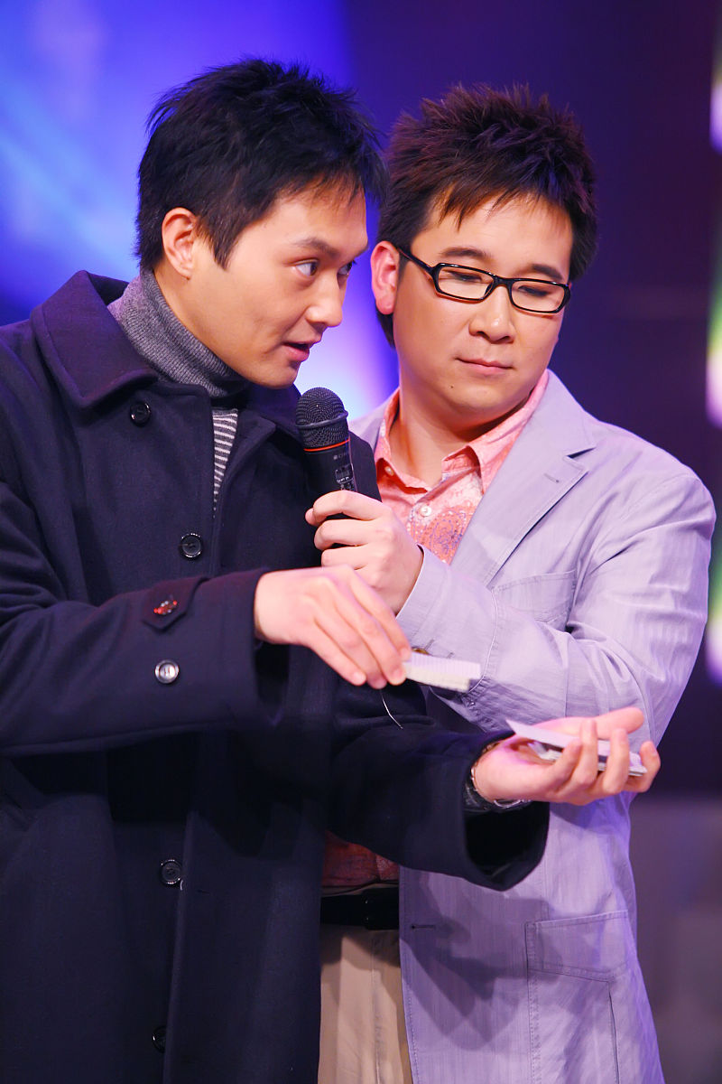 亦师亦友：曹磊与石凯弟弟的特殊情谊