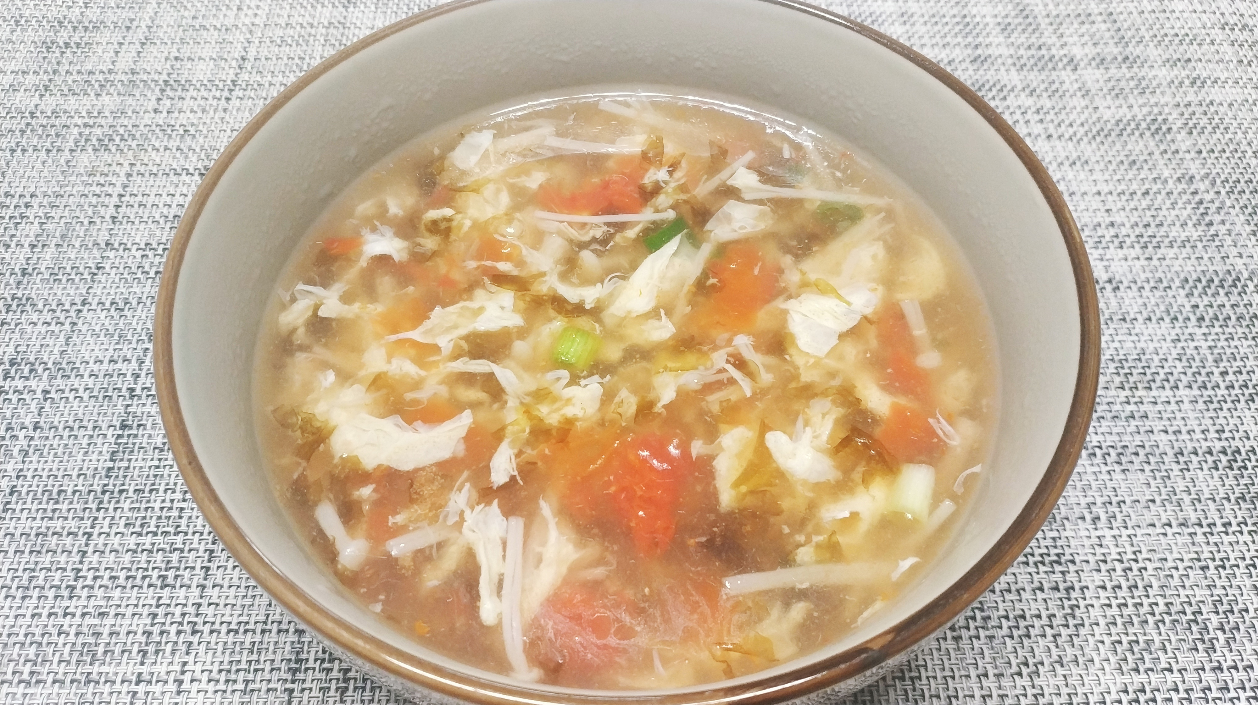 清明将至,特别适合喝这个汤,方法简单易做,好喝的停不下来