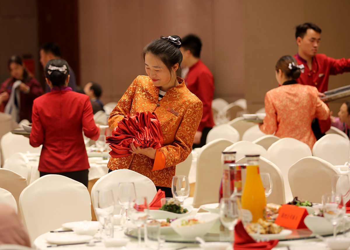 大学生礼仪课心得体会：提升社交能力，塑造良好形象