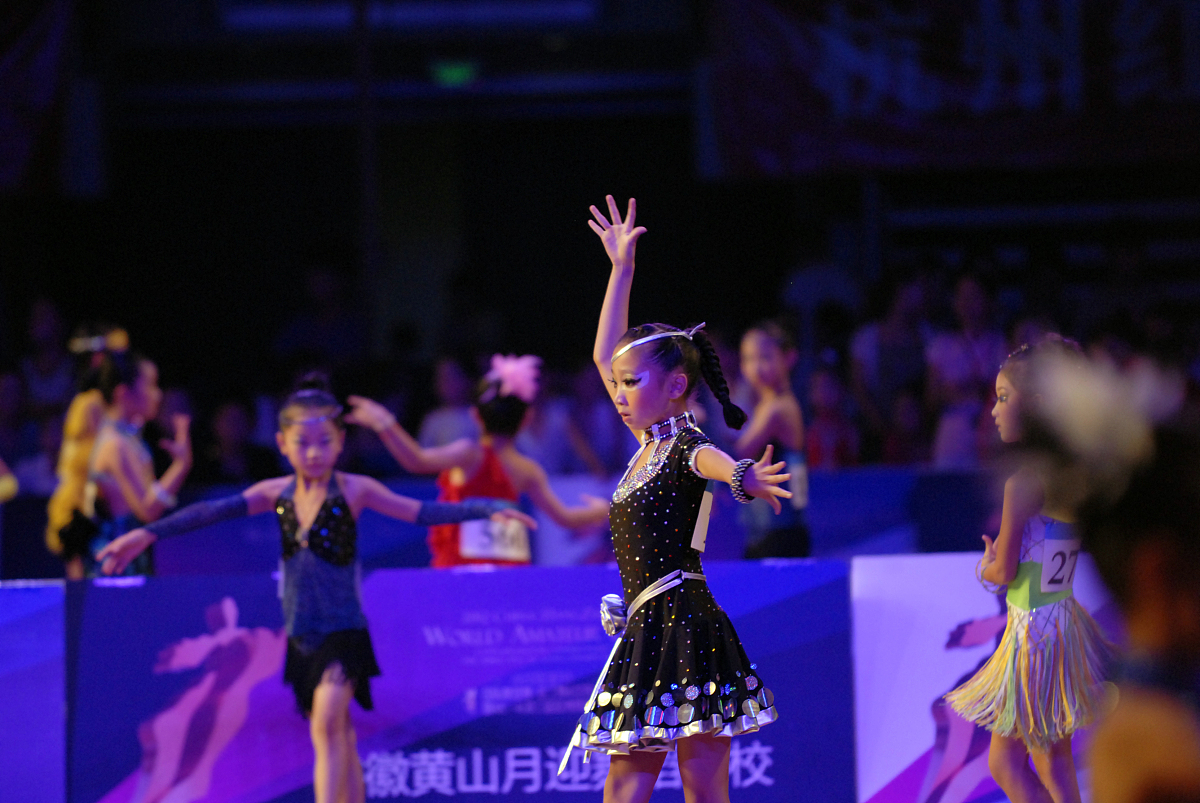 以《中国好舞蹈第三季》：舞蹈爱好者的盛宴为题写一篇1200字文章