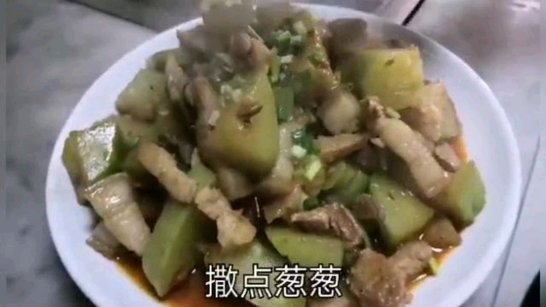 四川宜宾:菜瓜烧肉,这样做超级美味一点也不油腻
