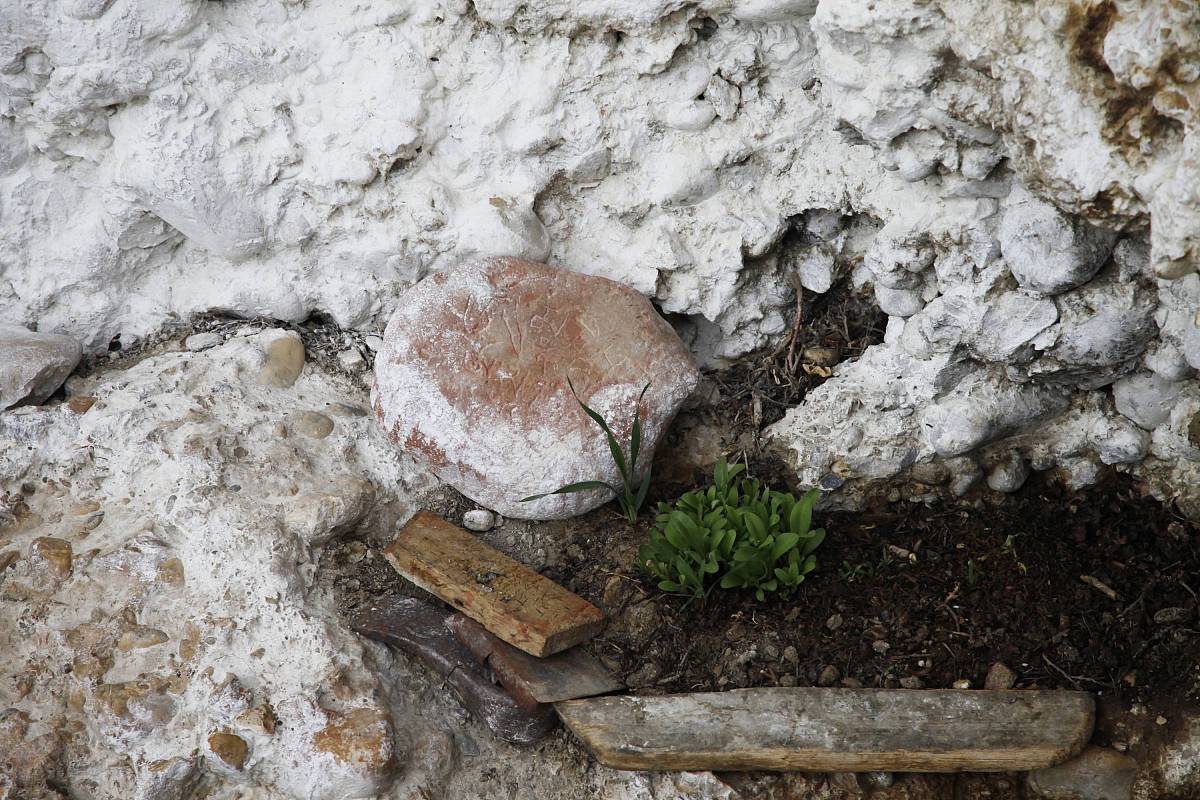 寿衣终极指南：50个关键词带你全面了解