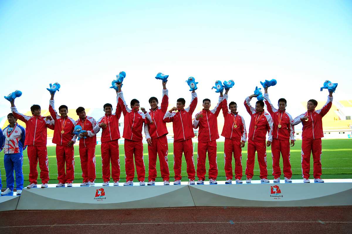 致敬运动员的风采：致敬拼搏、致敬精神、致敬典范