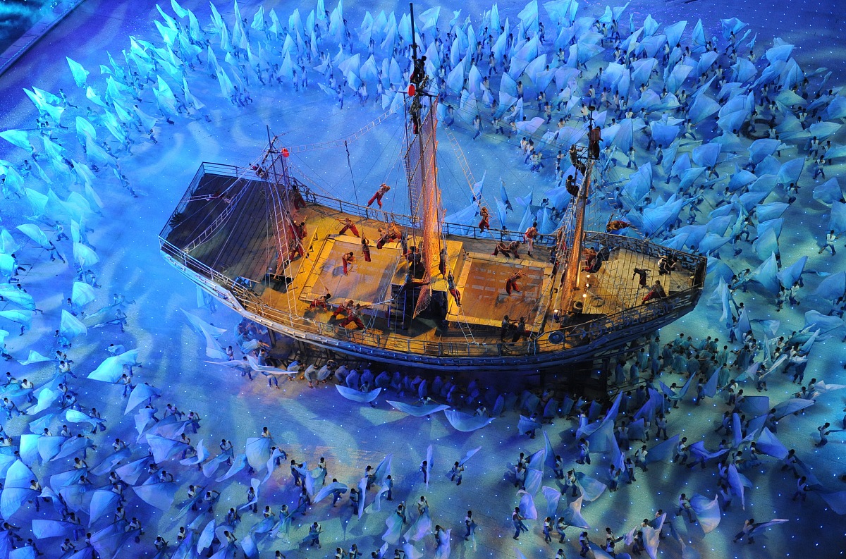 2010年11月12日,中国广州,2010亚运会开幕式 文艺表演举行.***_***+++
