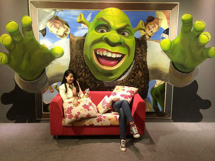 修正下列语句中不当的地方：江总 打扰一下 有件事想跟您说我打算辞职了。我来公司也有一年时间了感谢您这段时间的帮助在职期间我也学到了很多。由于个人原因我考虑之后还是决定今天向您提出辞职并希望于5月12日正式离职离职当天希望结清工资拿到离职证明。请您安排人与我交接工作在离职之前我会继续做好每项工作准备后续交接给您和公司带来的不便深表歉意。最后祝公司事业发展蓬勃前景灿烂！