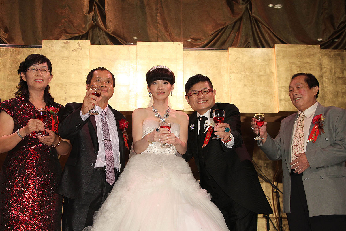 湖北美术学校播音与节目主持招生简章