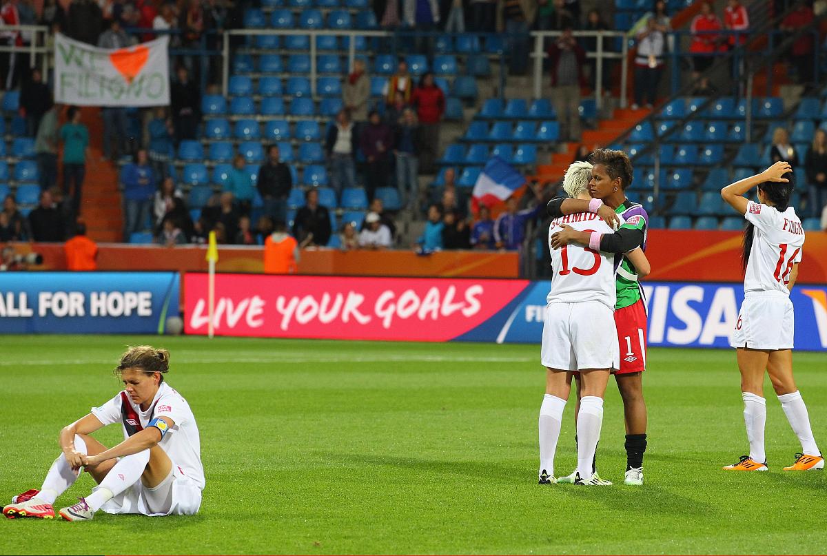 2011年6月30日,波鸿,2011女足世界杯a组,法国4-0加拿大.***_***bochum