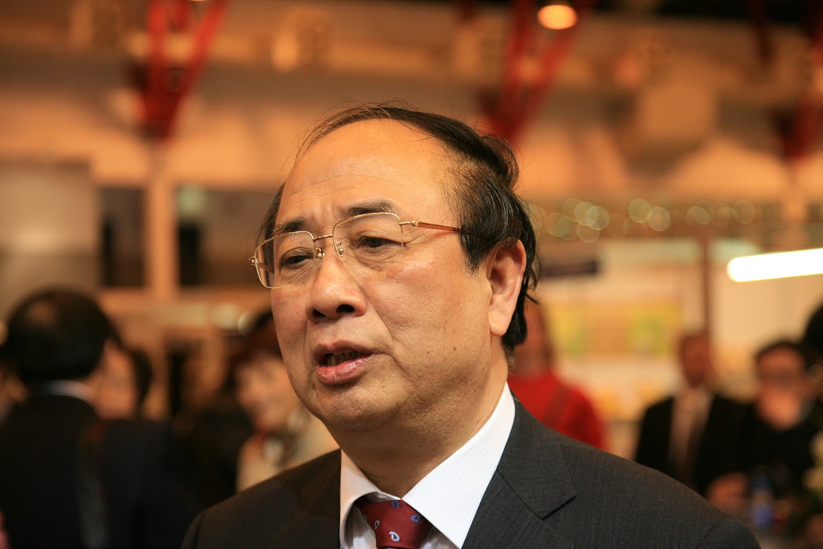 现代东西方跨文化小故事