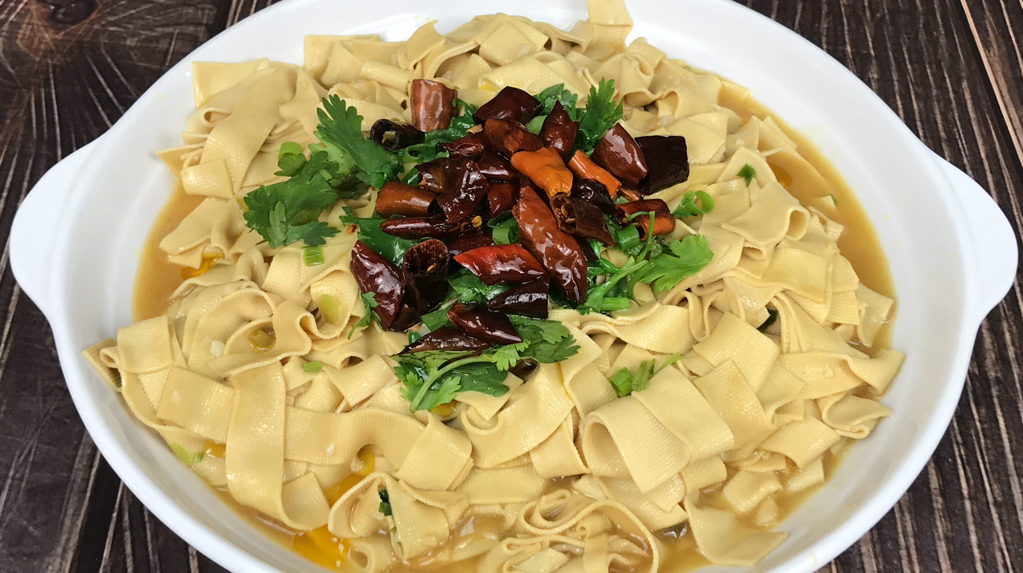 吃了几十年干豆腐,还头一次这样做,口感滑嫩,比吃肉过瘾