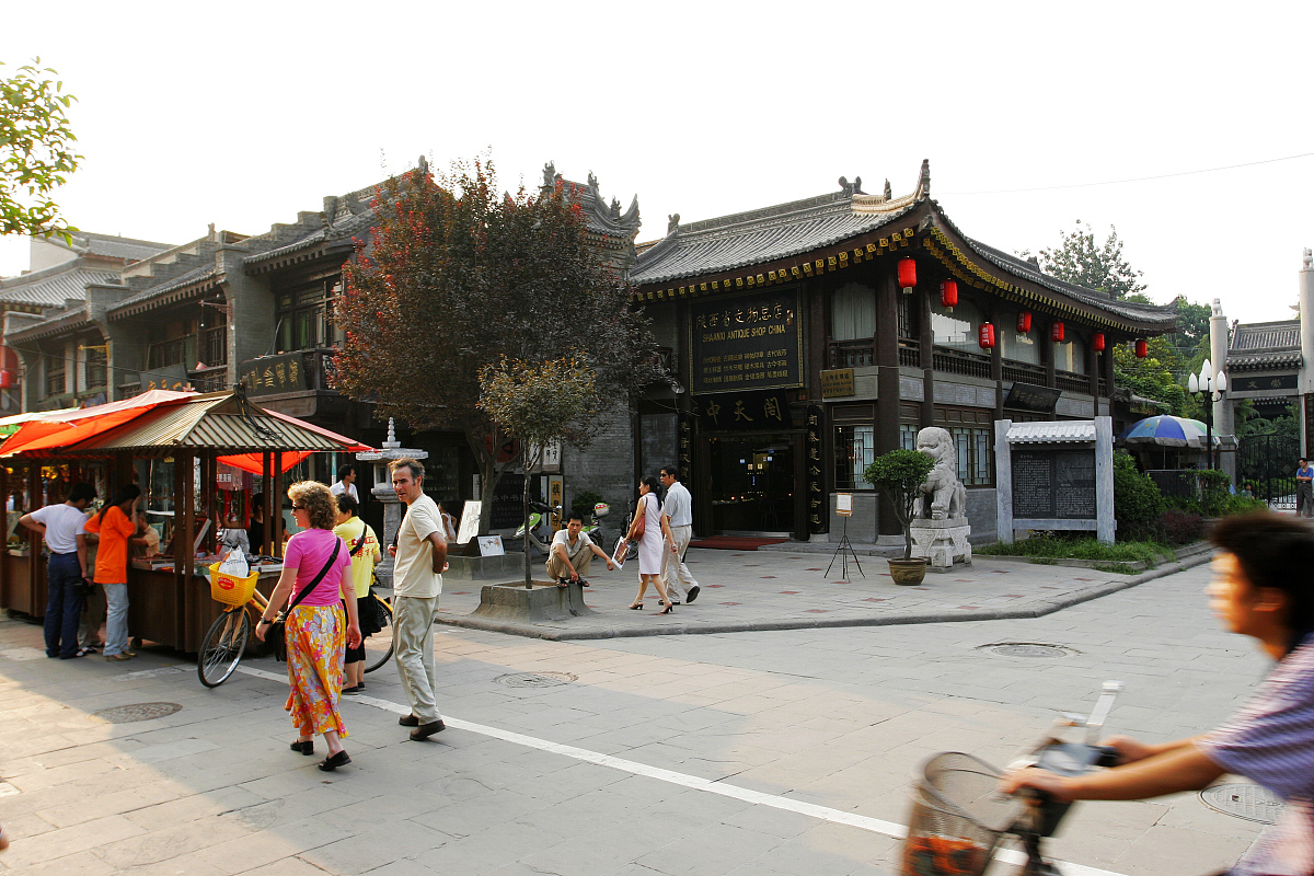 历史街区商业植入指南：如何成功融入古韵街区
