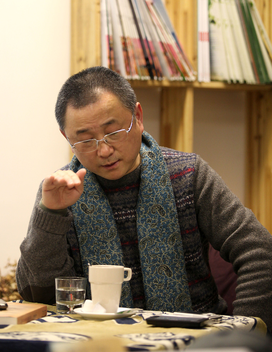 2012年02月18日,武汉,作家刘醒龙.***_***+++_+++武汉,刘醒龙,作家,书