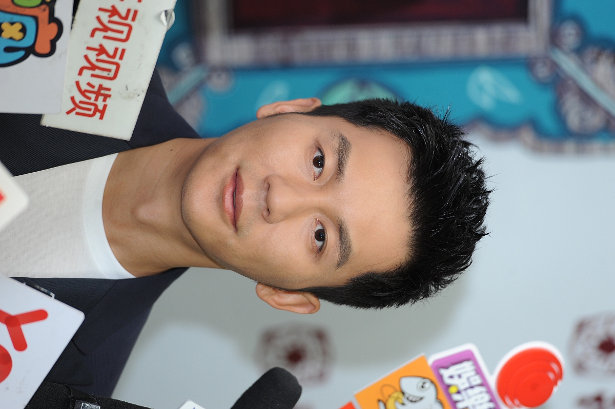 长得太帅怎么办