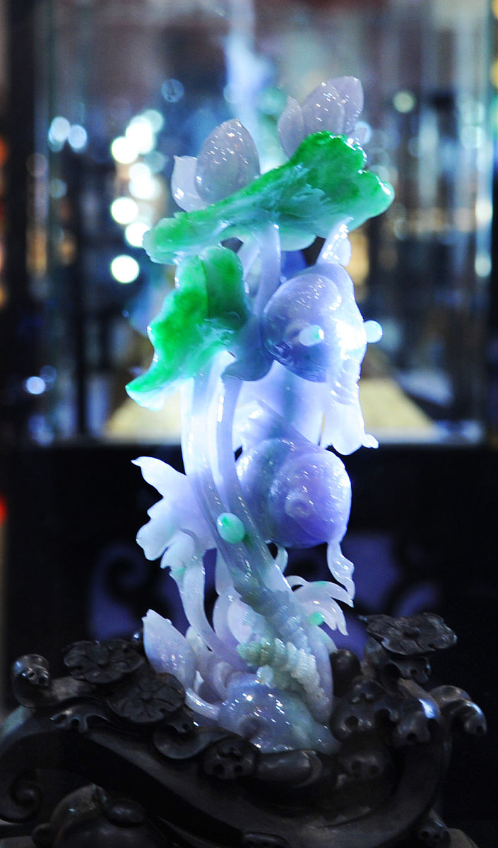 2012年11月30日,上海,为期4天的"2012上海国际珠宝展览会暨黄金珠宝创