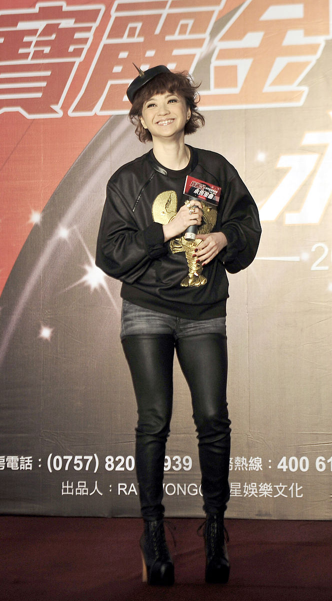 2013年08月31日,广东省佛山市,宝丽金永恒金曲世界巡回演唱会首站佛山