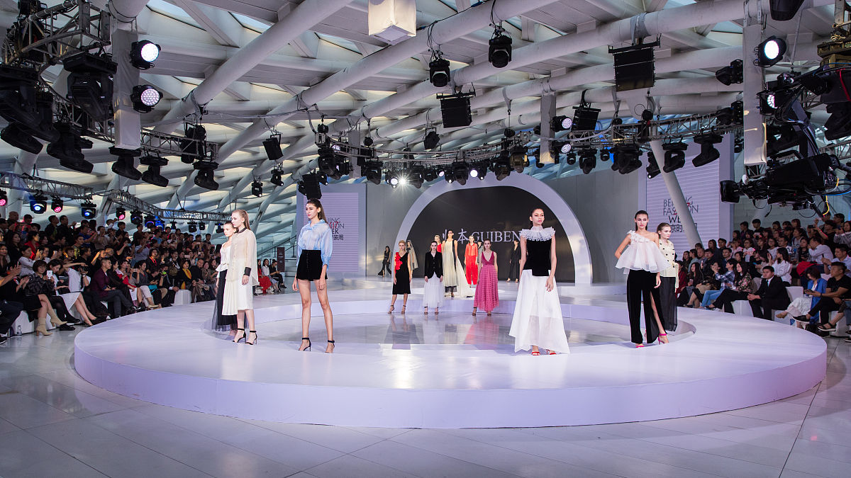 选择服装表演场地得三大要素是什么