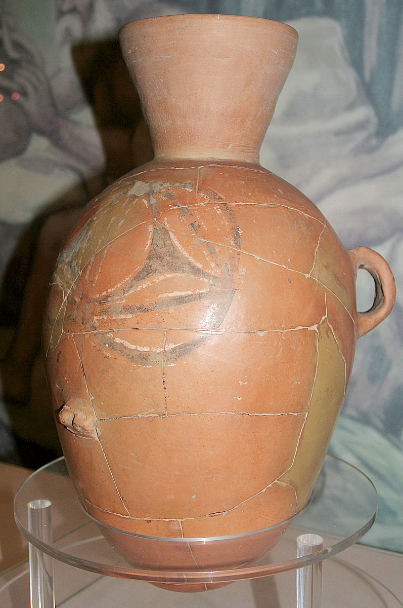 2007年08月03日,中国,大汶口文化彩绘陶背壶(新石器时代)