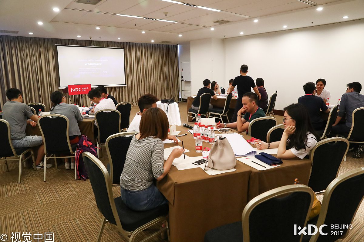 路演中的和谐管理理论：提升团队效率和个人发展