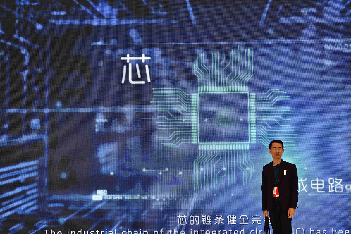 吴军：人工智能专家、科技领袖和畅销书作家