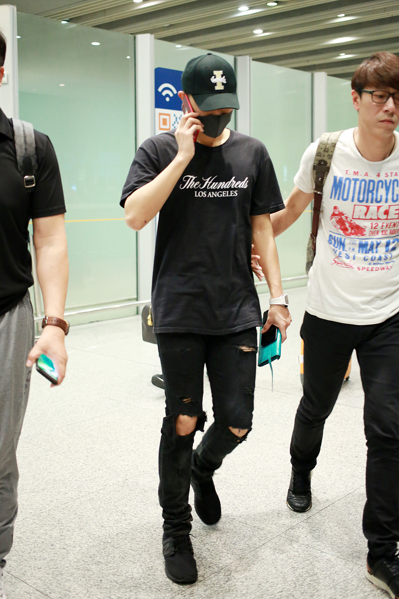 如何把微信上的软件安装到电脑上面 操作步骤帮我用200字详细描述