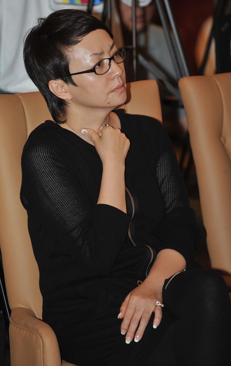 2011年5月23日,北京, 电视剧《家,n次方》在京举行了热播发布会.***_*