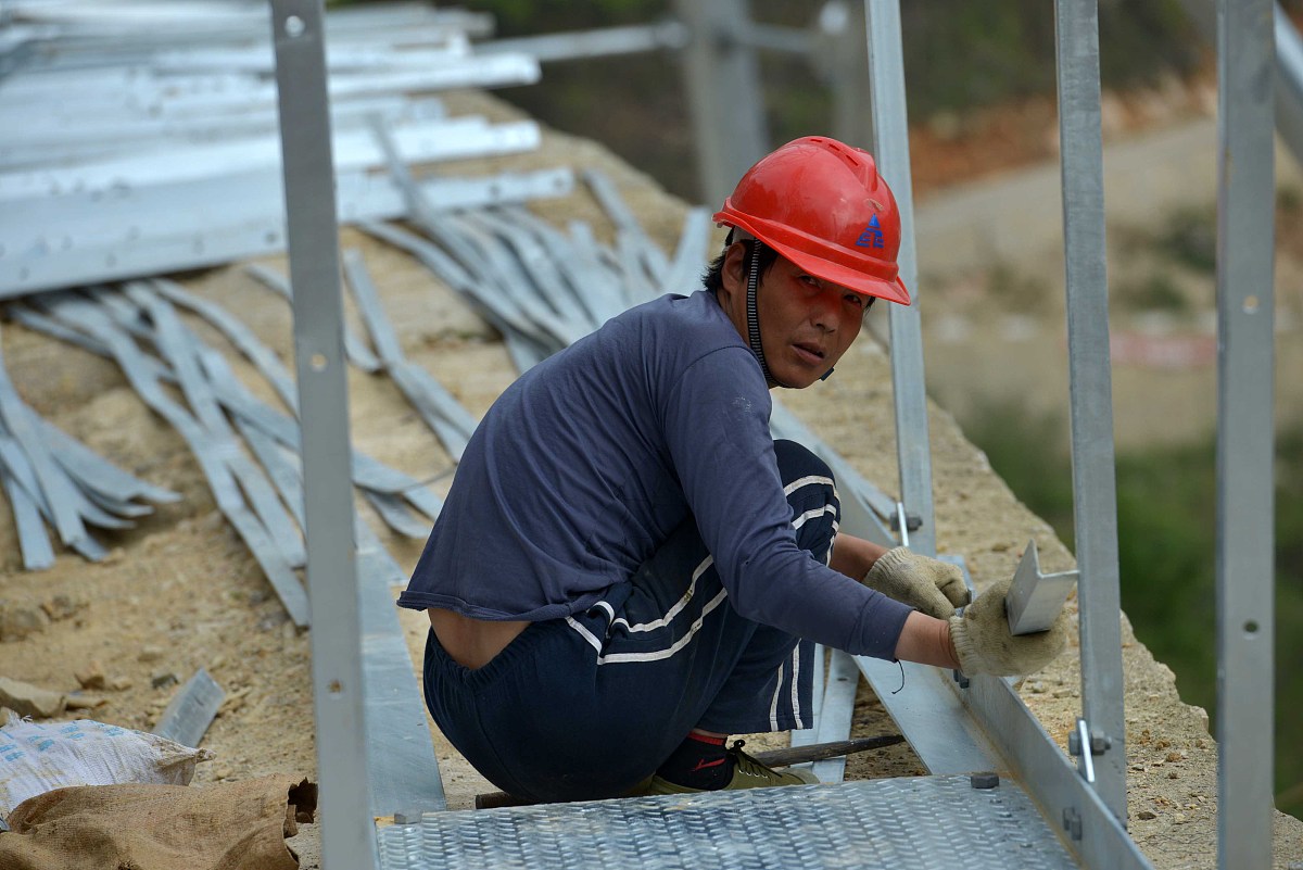 建筑工人的一天：砌砖工作日记