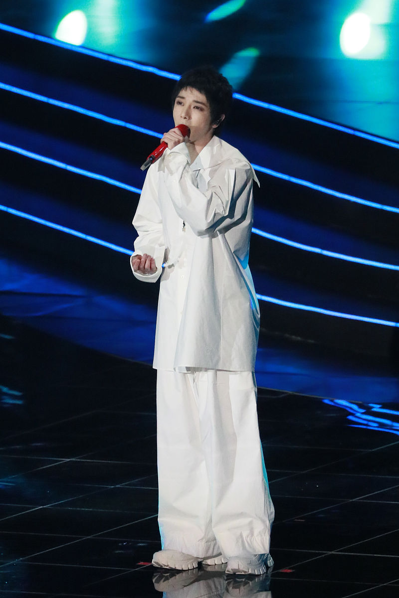 华晨宇《好想爱这个世界啊》舞蹈命名灵感：思念之舞