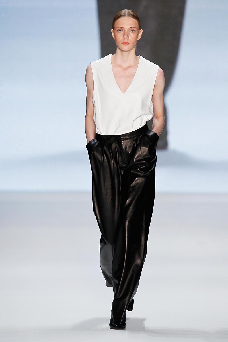 2004年5月20日到2008年7月5日相差多少天？