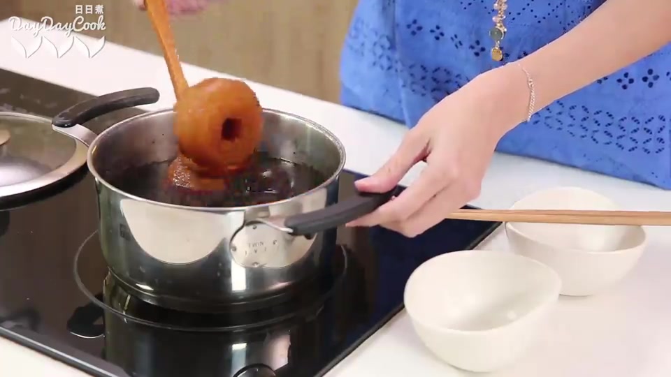 罗汉果炖雪梨