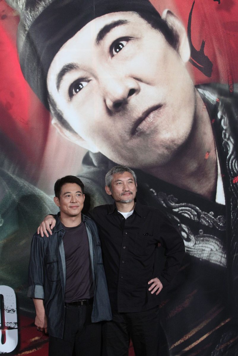 李连杰艺术成就李连杰是一位中国武术电影演员、导演、制片人和武术家被誉为中国功夫之父。他的艺术成就主要体现在以下几个方面：1 电影成就：李连杰是一名优秀的电影演员他的代表作品包括《黄飞鸿》、《少林寺》、《铁血使命》等。他不仅在电影中展现出了高超的武术技巧还能够将角色的性格和情感塑造得深入人心。2 武术成就：李连杰作为武术家在武术界也有着很高的地位。他曾担任国际武术联合会主席促进了中国武术在世界范围内