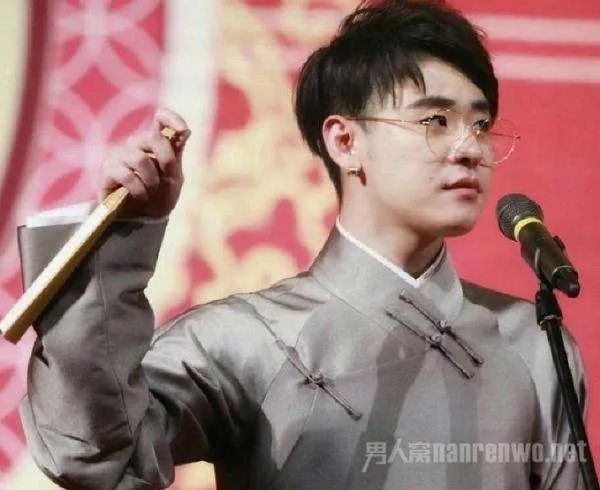 上《极限挑战》被P成卡通形象？他也真是活该啊...