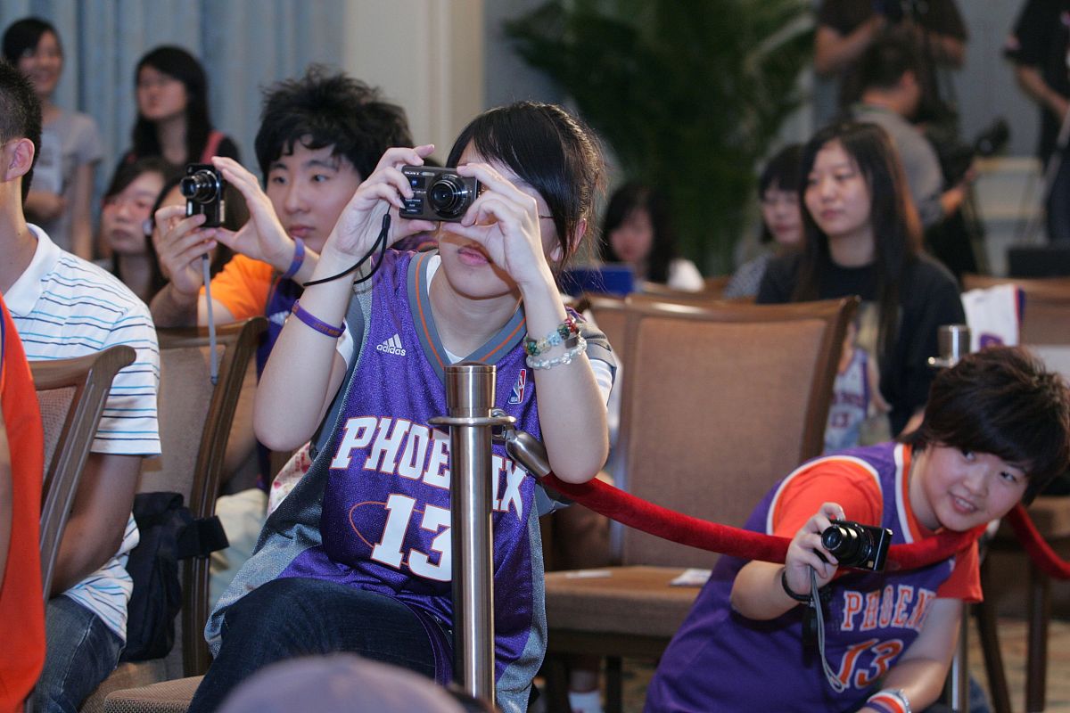 2009年8月28日,nba超级巨星史蒂夫-纳什在北京召开主题为"和纳什一起