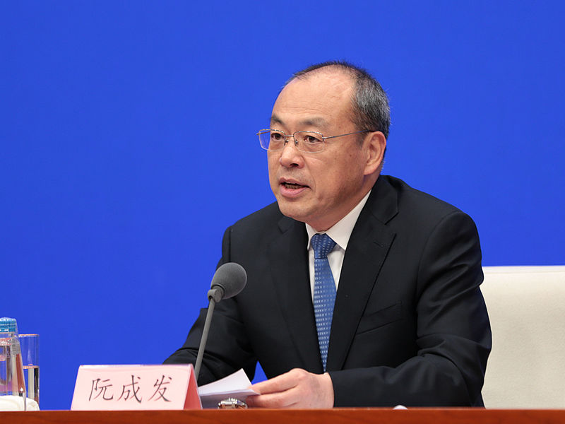 基层班子团结协作思想一致目标清晰。干部职工具有整体观念工作思路明晰热情高涨积极为企业的高质量发展尽职尽责提供有力的建议和支持。