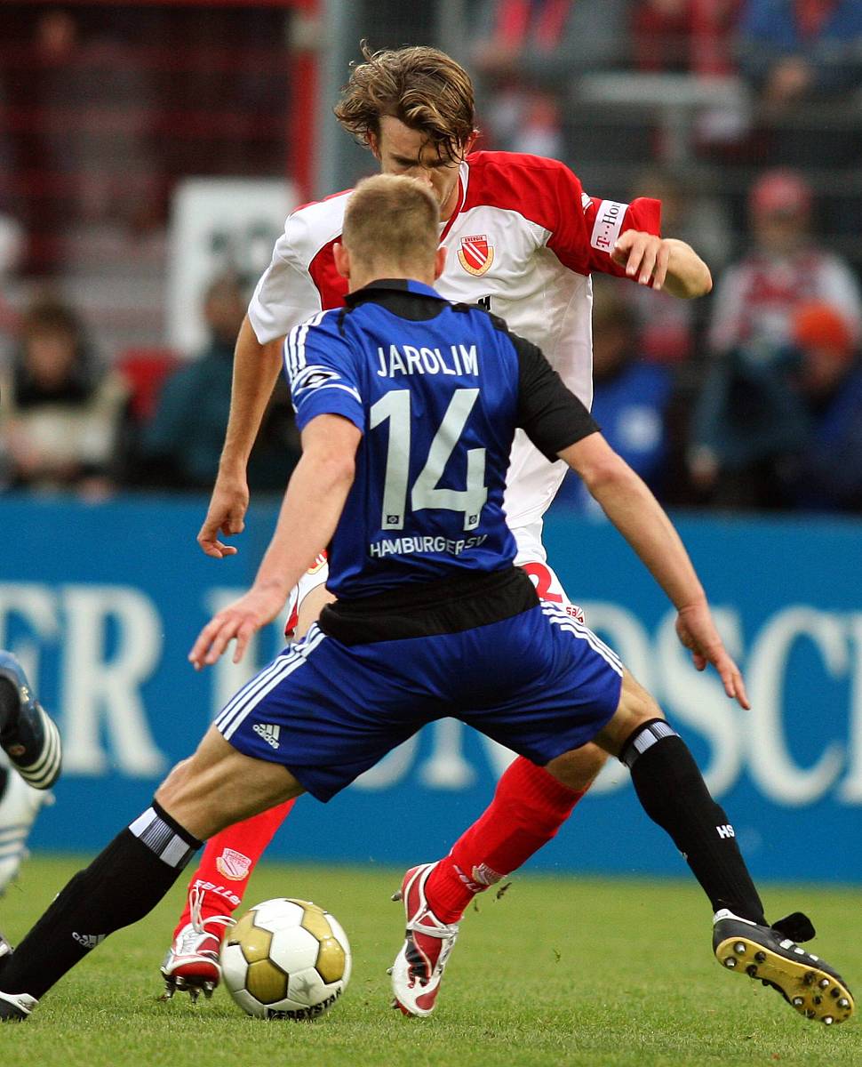 电源行业公司起名：能源源动 (Energy Source Dynamics)