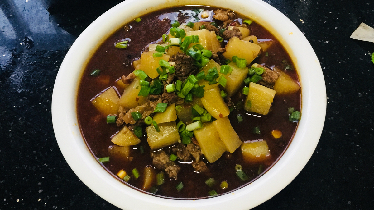 好吃的萝卜红烧牛肉