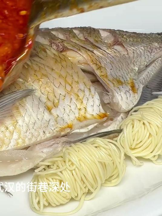 舌尖上的武汉美食之融厨湖北菜非遗武昌鱼藕汤江汉路一店#武汉美食#舌尖上的武汉# 美食推荐官