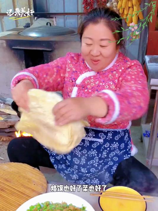 柔软劲道的春饼薄薄的一张卷啥都好吃薄饼营养早餐简单做法#38春日焕新季#