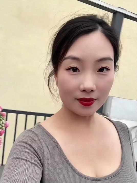 凉拌皮冻做好啦,快点回家吃饭吧!