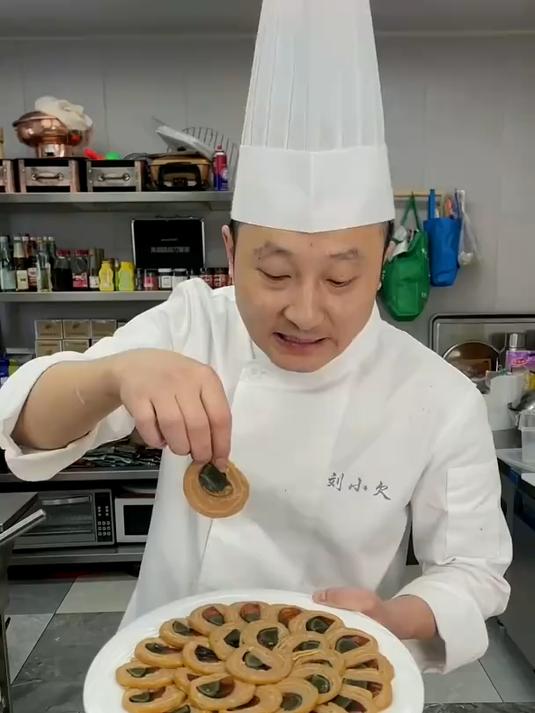 年夜饭第三道菜松花肉签子