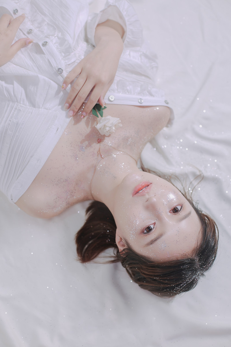 图片[2]-少女的秘密花园-六色网