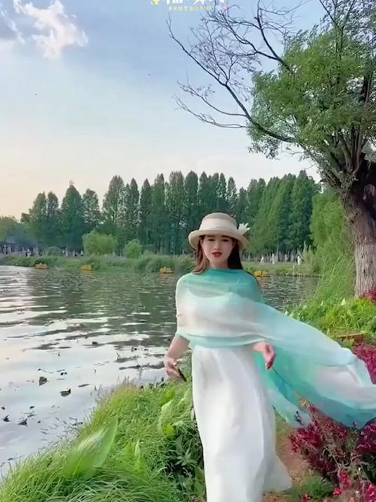 直播党必入！八爪鱼支架随便夹，手机不倒不晃，画面超清晰！