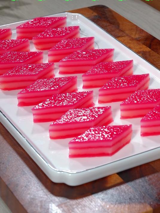 甜品店老板给的火龙果千层糕配方,太好吃了