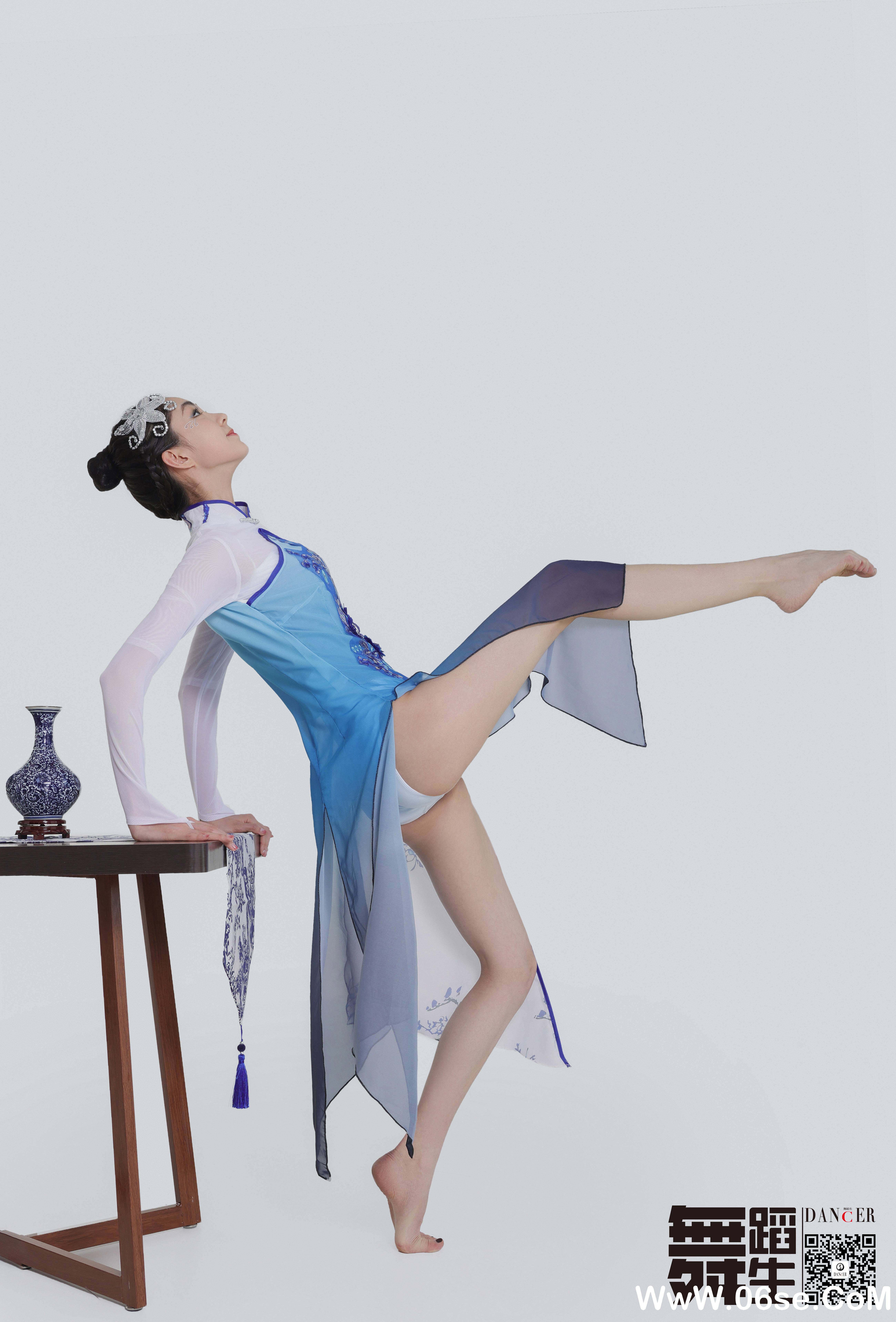 图片[35]-[GALLI嘉丽]舞蹈生日记 104 – 青花瓷 韩玉彤[43P397M]-六色网