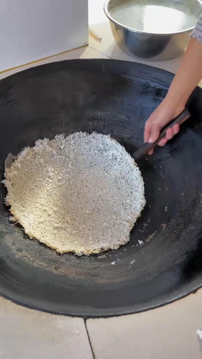 小时候最爱喝这样做的锅巴粥了