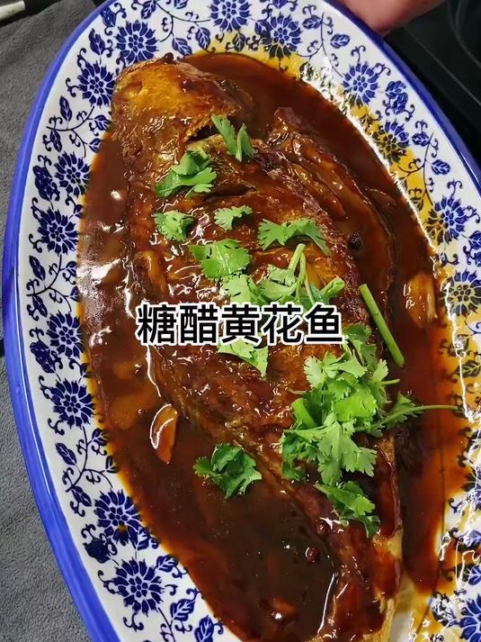 不用油炸的糖醋黄花鱼，也挺好吃的