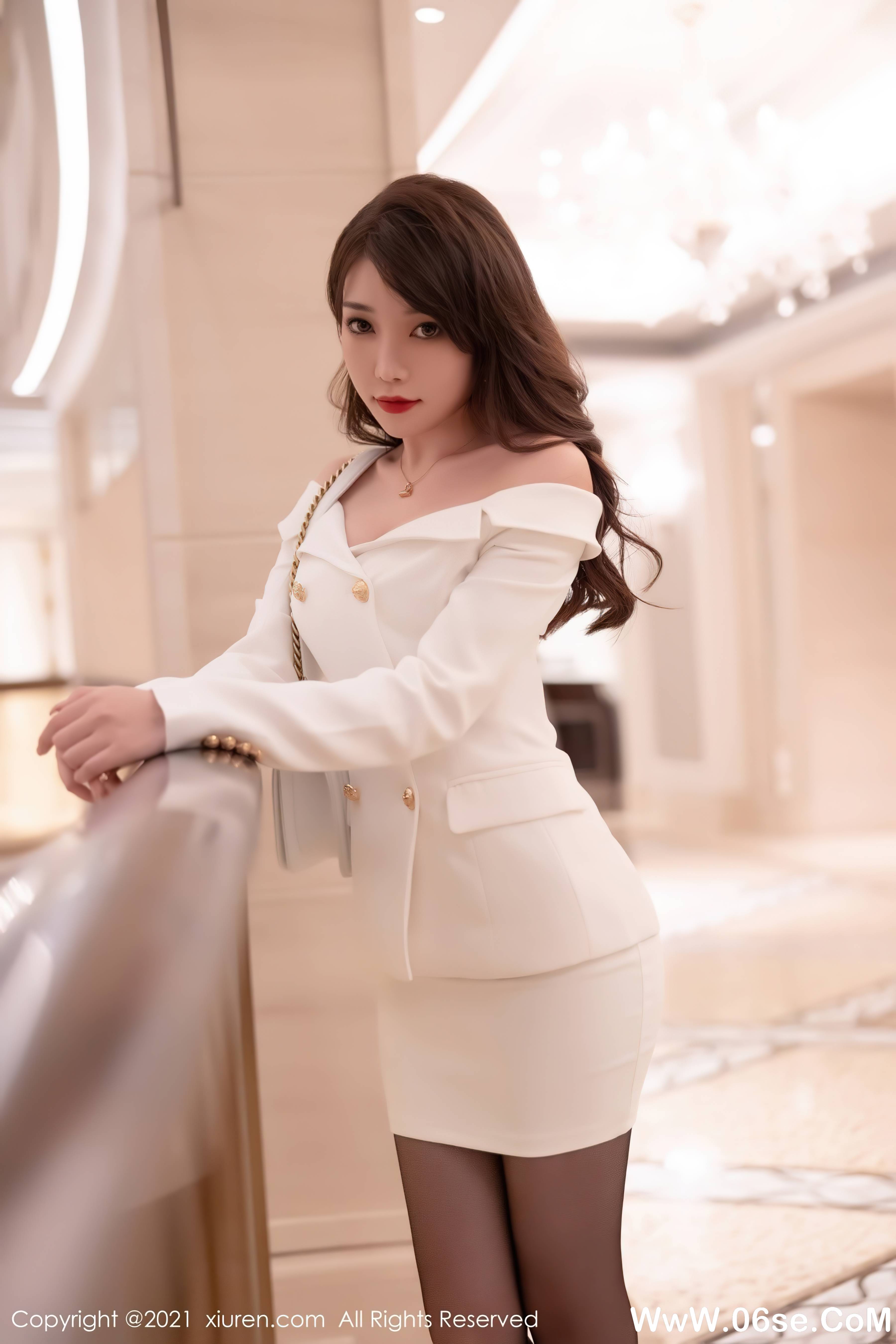 图片[3]-[XIUREN秀人网] 2021.11.04 NO.4169 芝芝[68+1P578M]-六色网