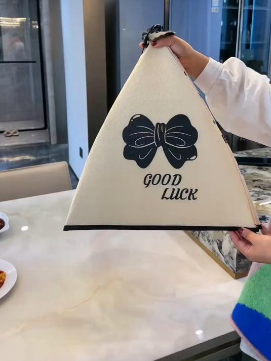 冬天饭菜容易凉,可以试试这个保温菜罩,方便好用 保温菜罩
