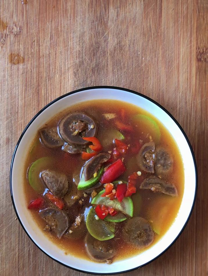 潮汕牛肉丸怎么吃,分享一道牛肉丸炒西葫芦
