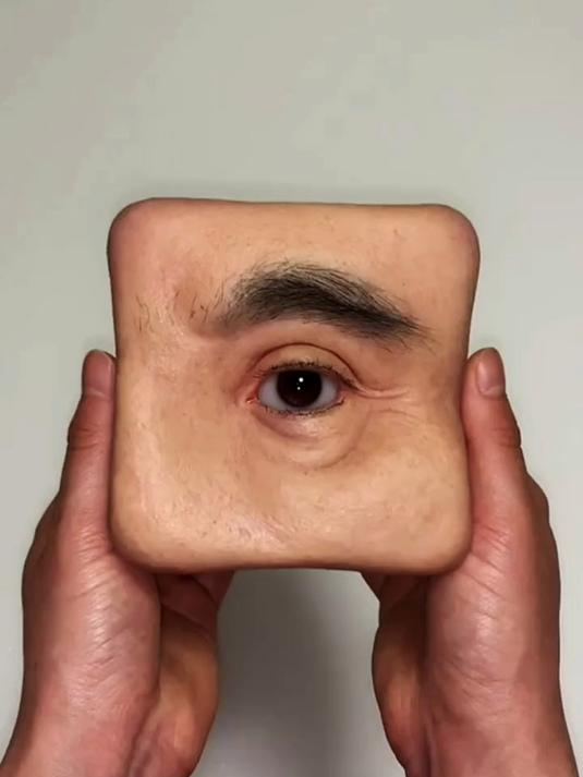 日本艺术家发明的人肉骰子,看起来真的太逼真了